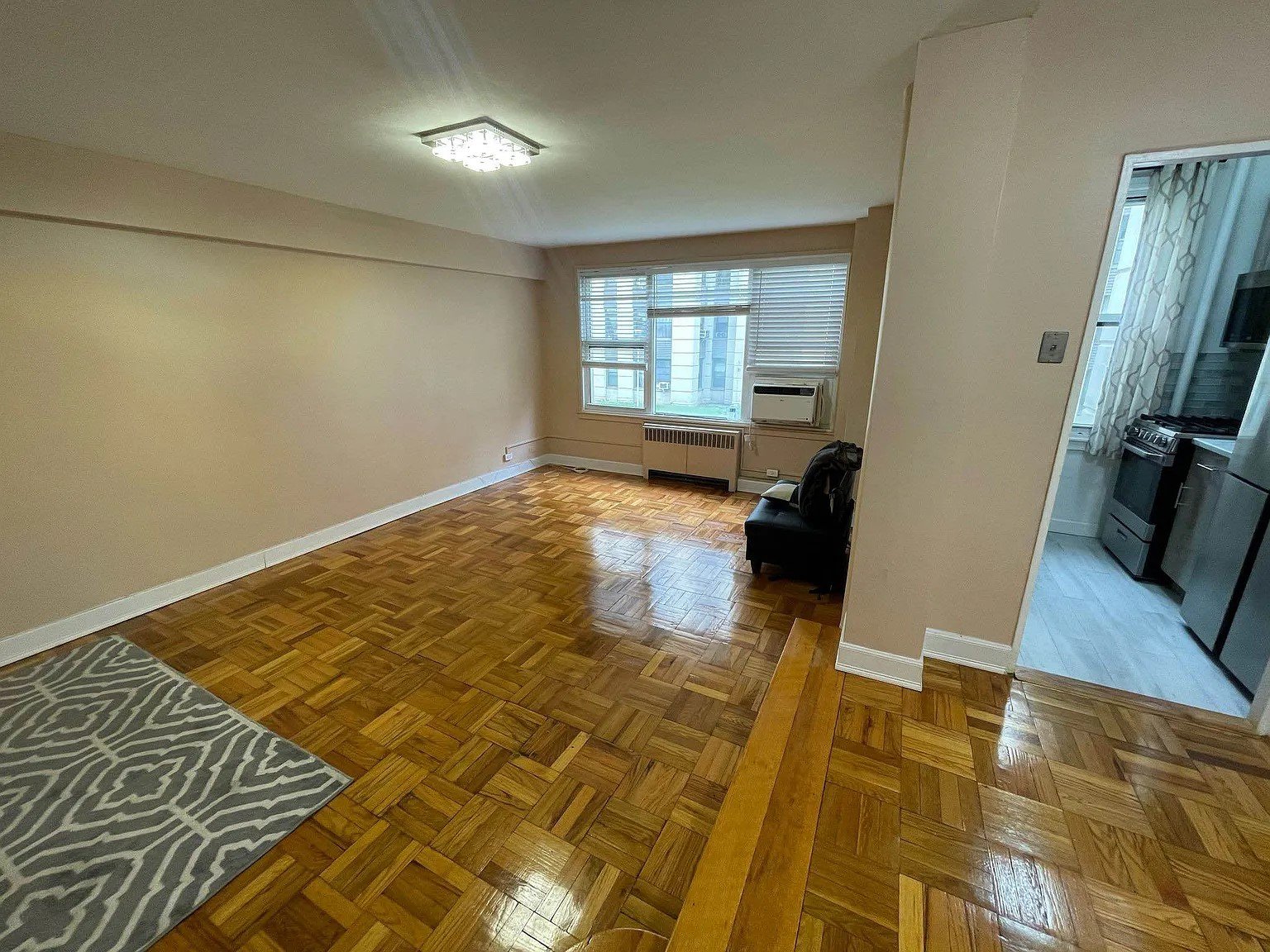 Rego Park Apartment: 98-25 64th Rd #1E