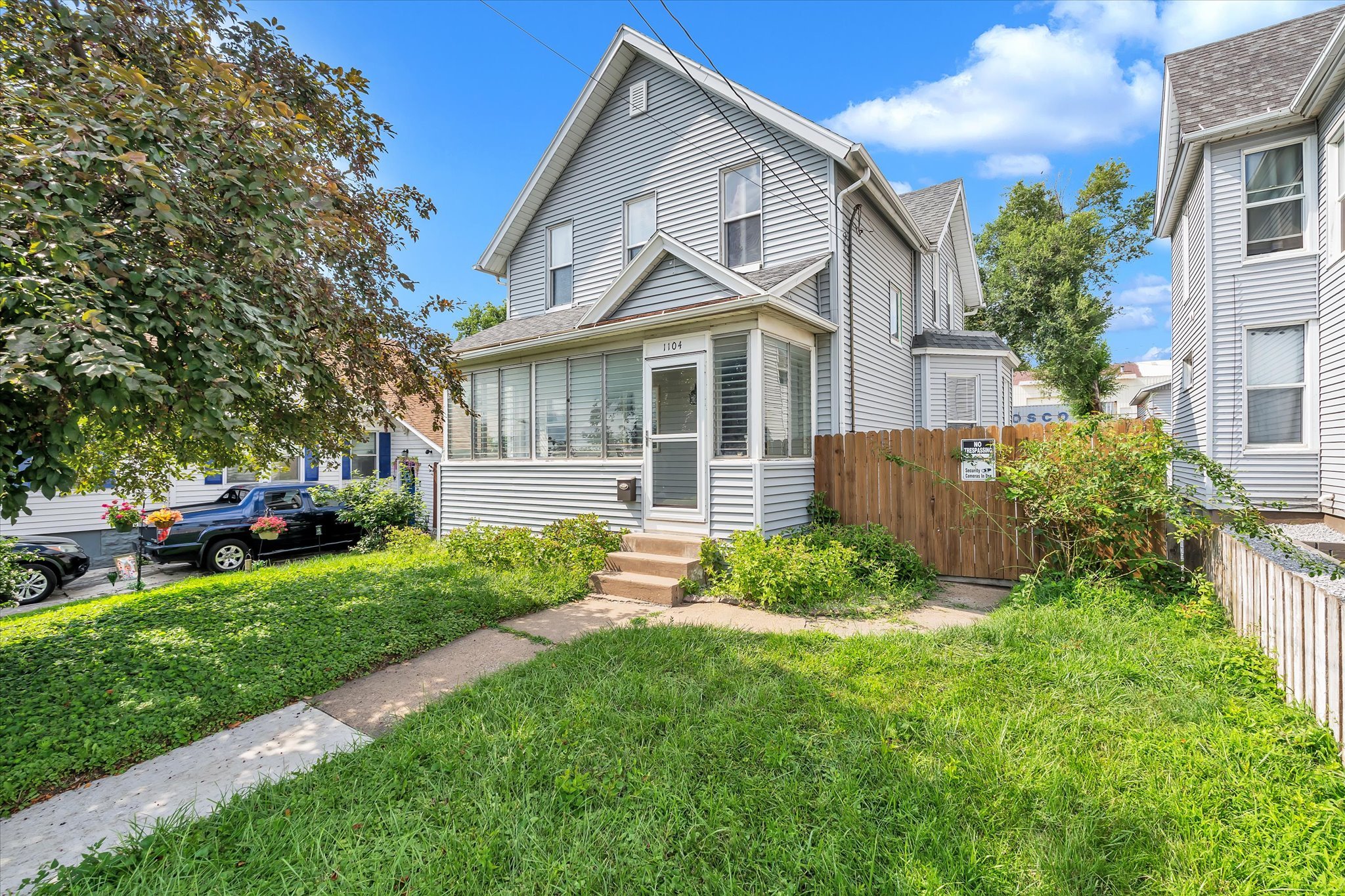 Davenport House: 1104 W 4th St