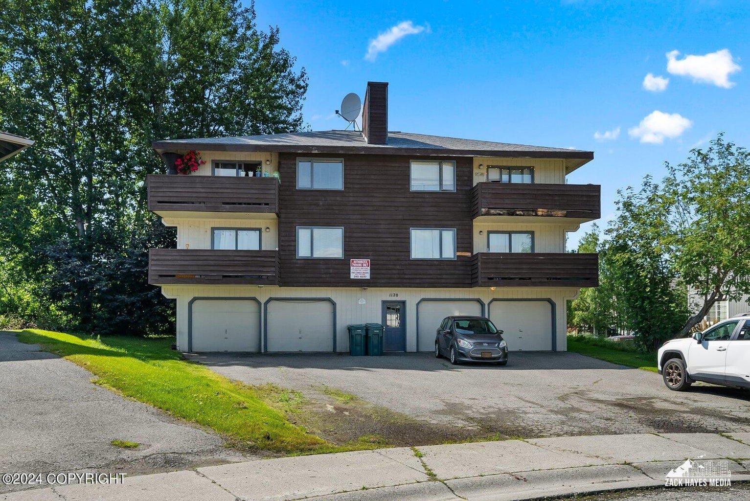 Anchorage Multiplex: 1120 Golden Dawn