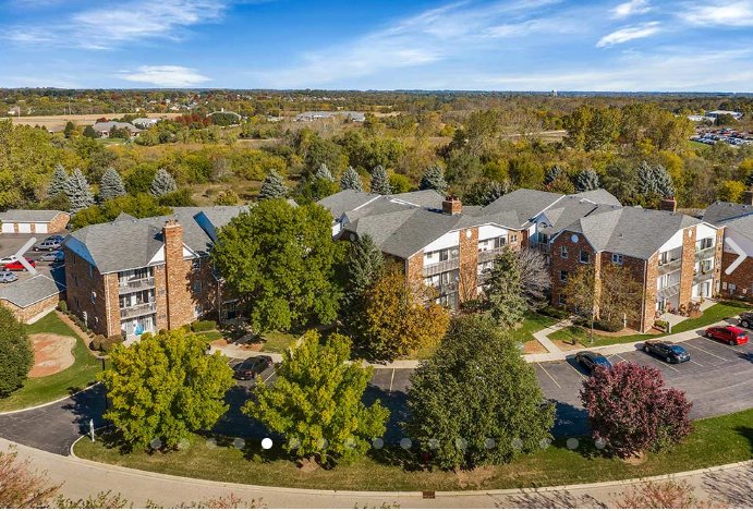 McHenry Condo: 4301 W. Shamrock Lane