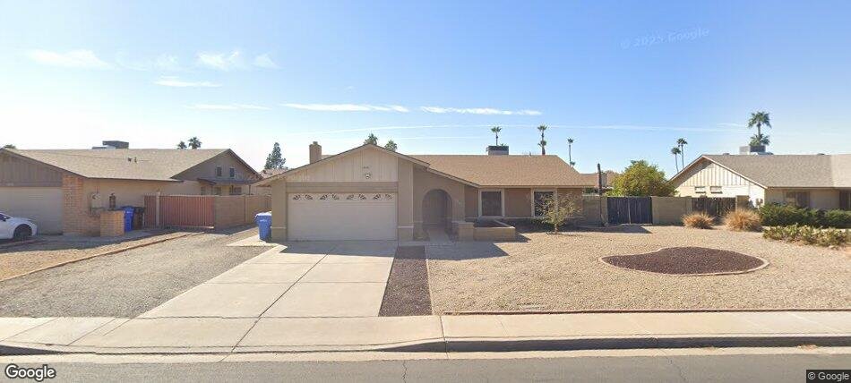 phoenix House: 3201 w paradise ln