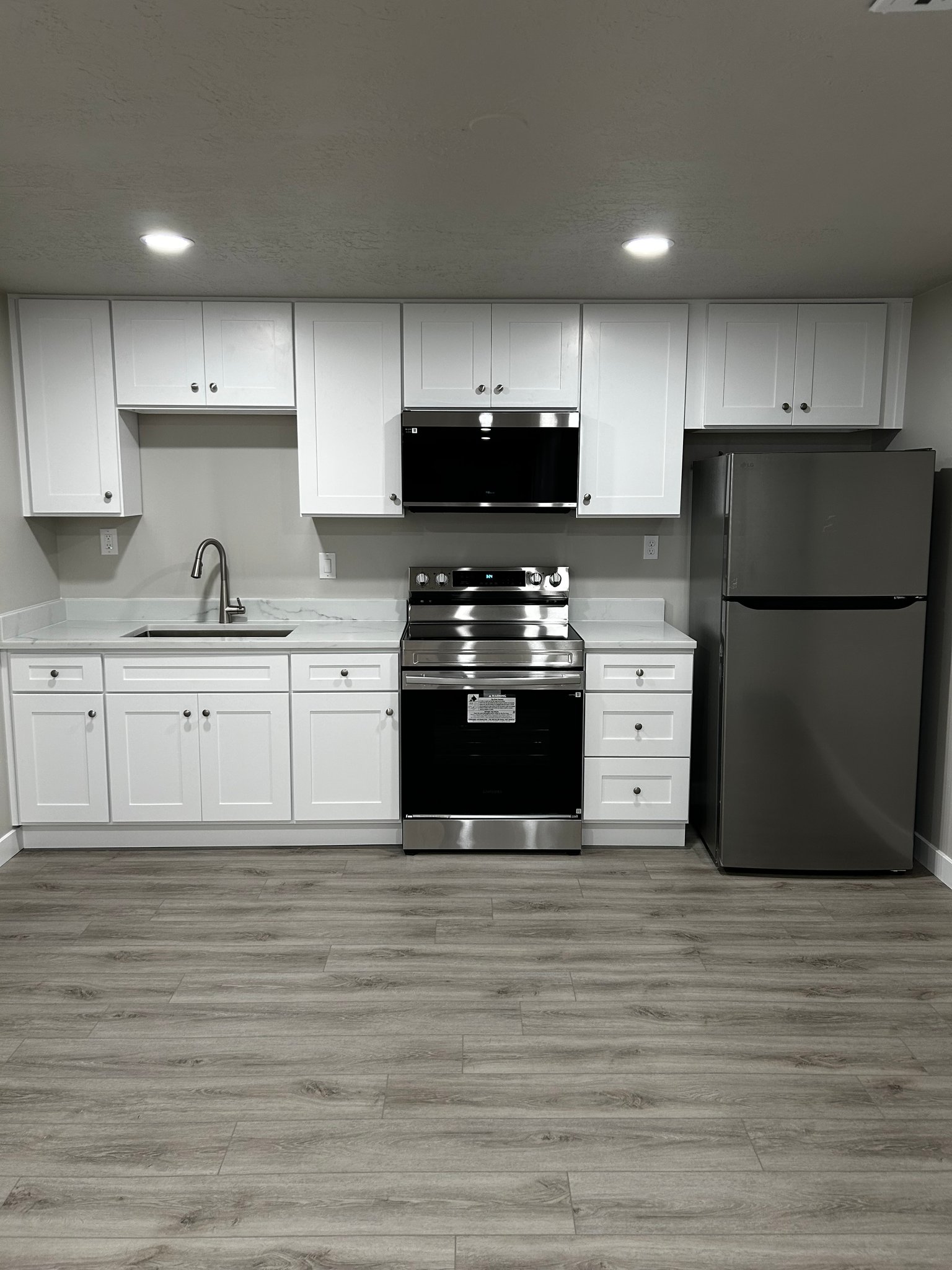South Jordan House: 5146 W Mellow Way