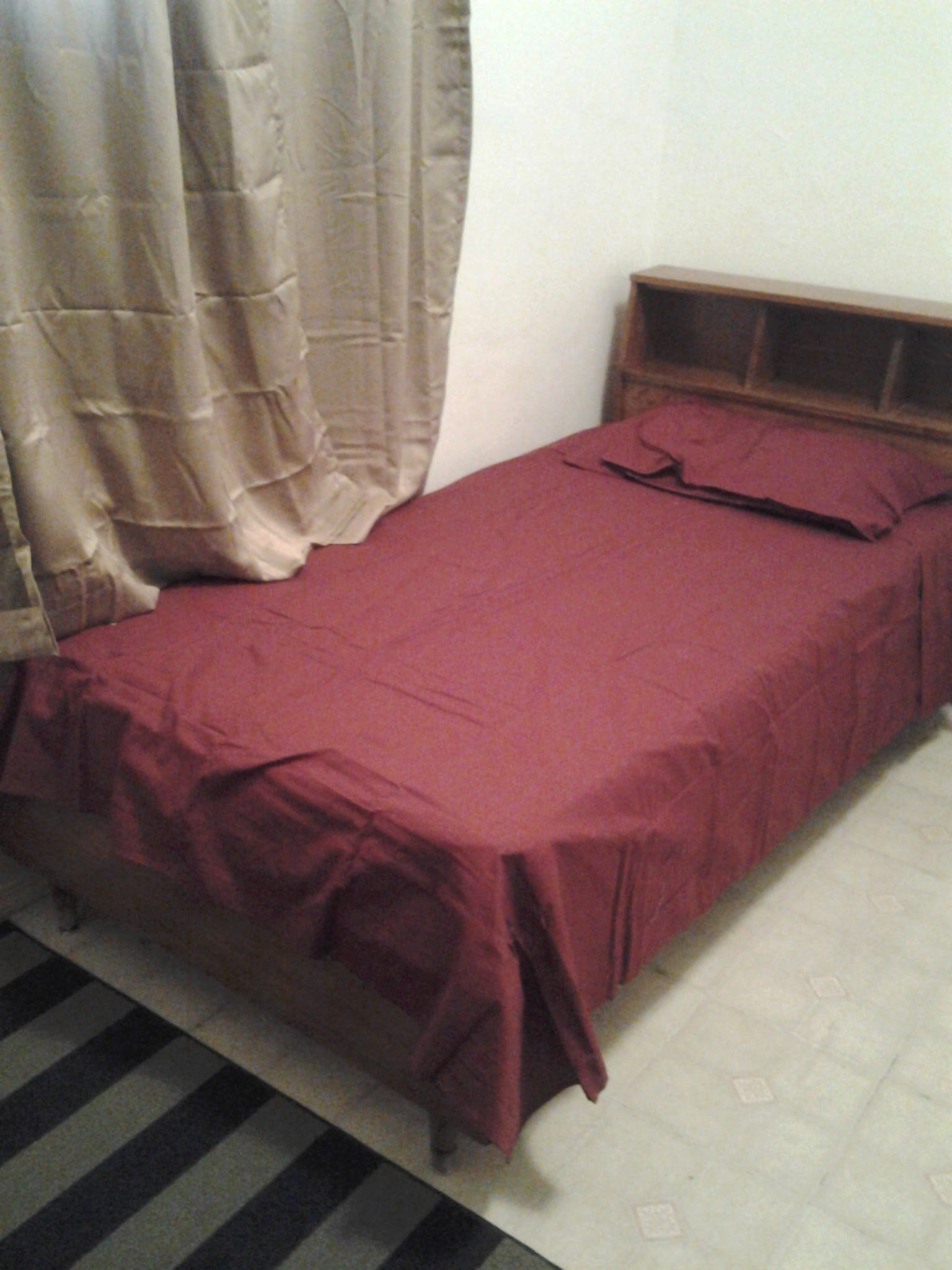 El Paso Single Room: 1005 arizona