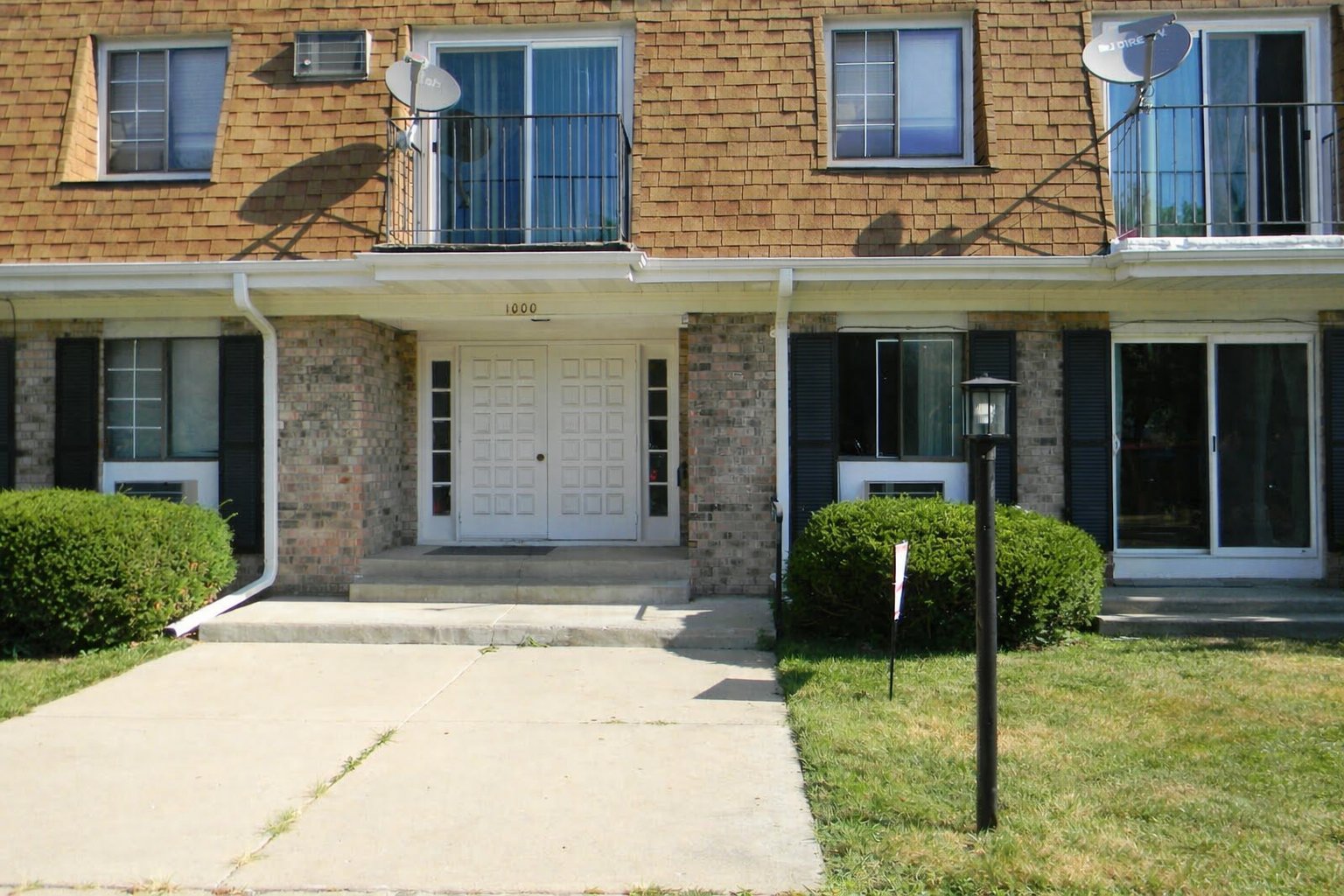 Harvard Apartment: 1000 West Roosevelt