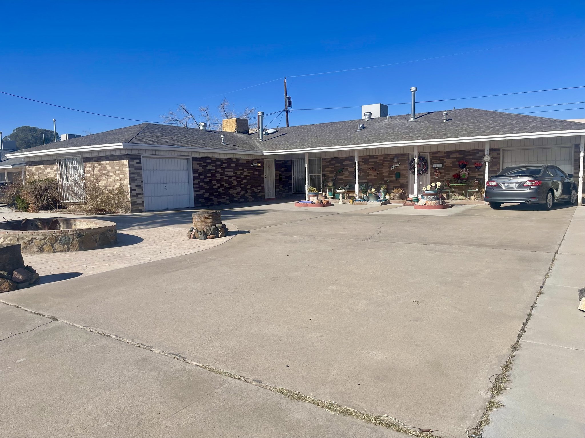 El Paso Other: 8621 Mettler Dr