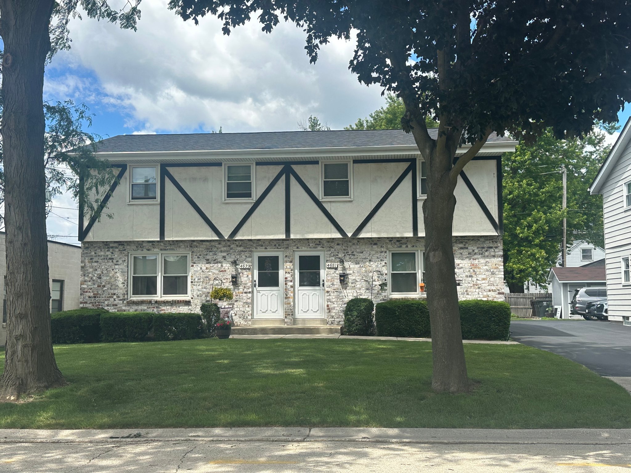Butler Townhome: 4581 N. 126th Street