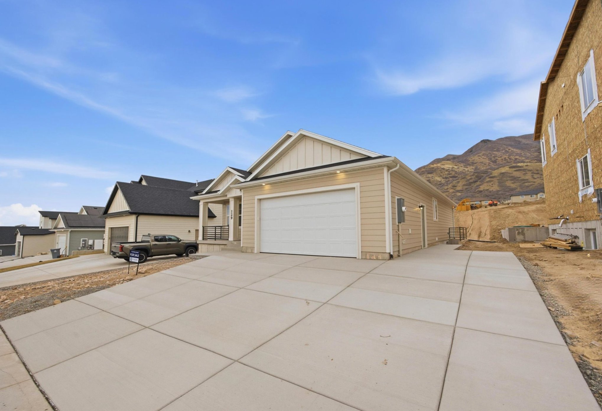 Santaquin House: 129 S 940 E