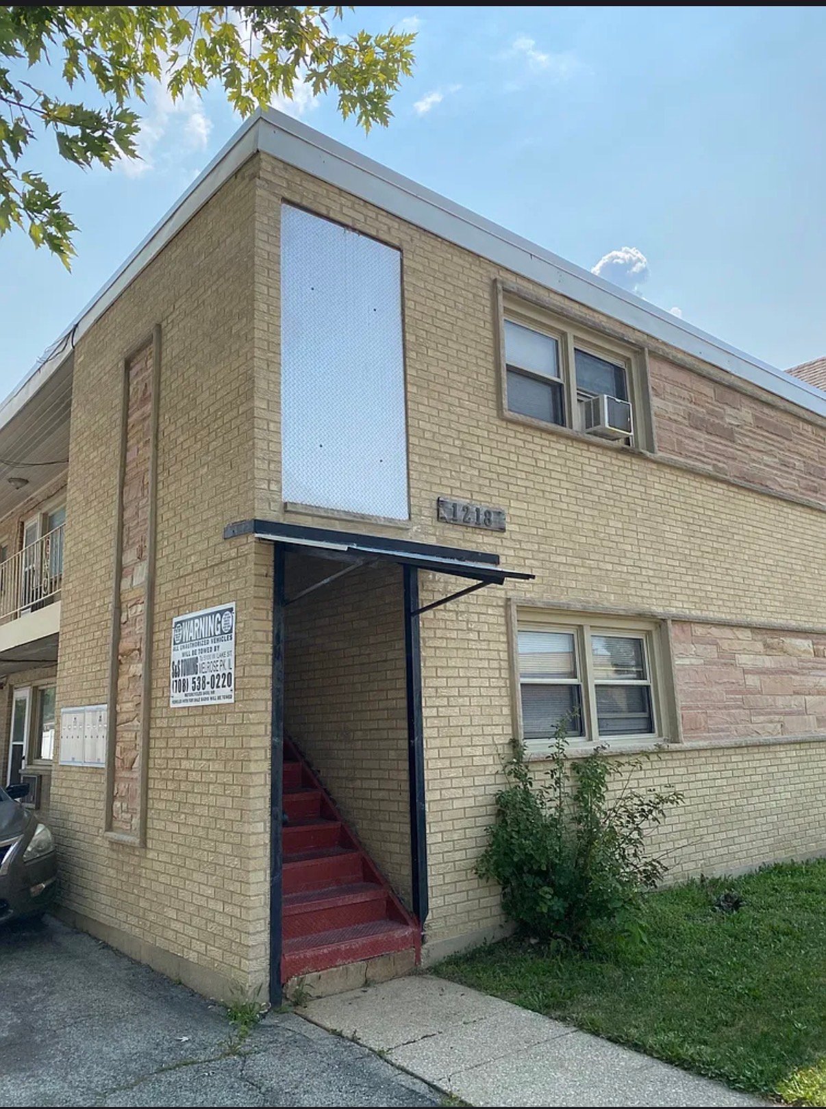 Forest Park Apartment: 1218 Circle Ave