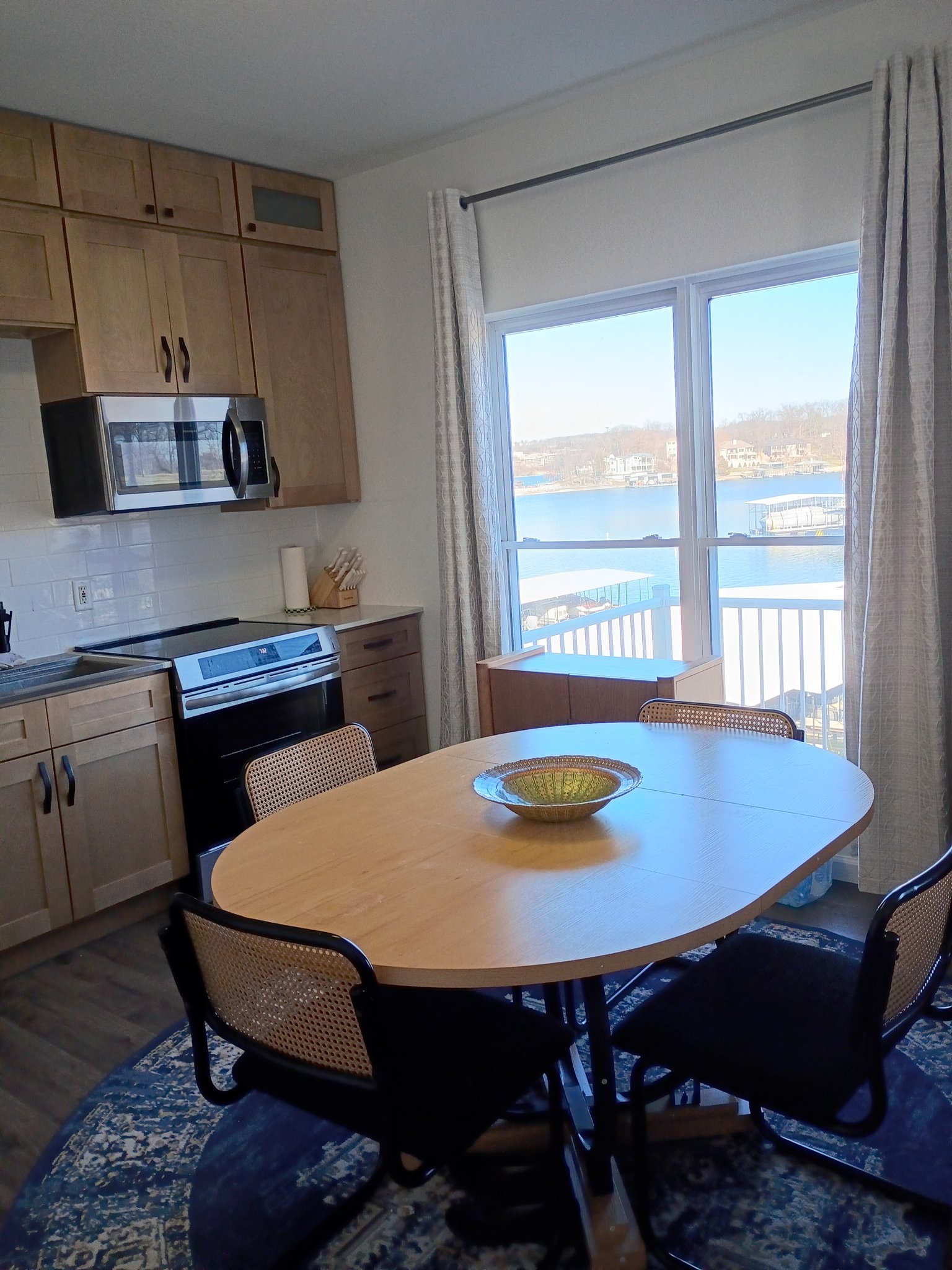 SUNRISE BEACH Multiplex: 195 Gardenia Circle, Unit 2