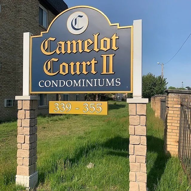 Lowell Townhome: 355 Pawtucket Blvd