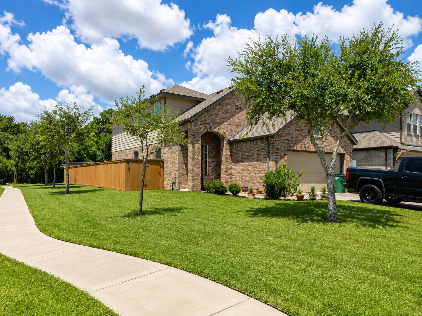 Rosharon House: 2001 Acklen Run Dr
