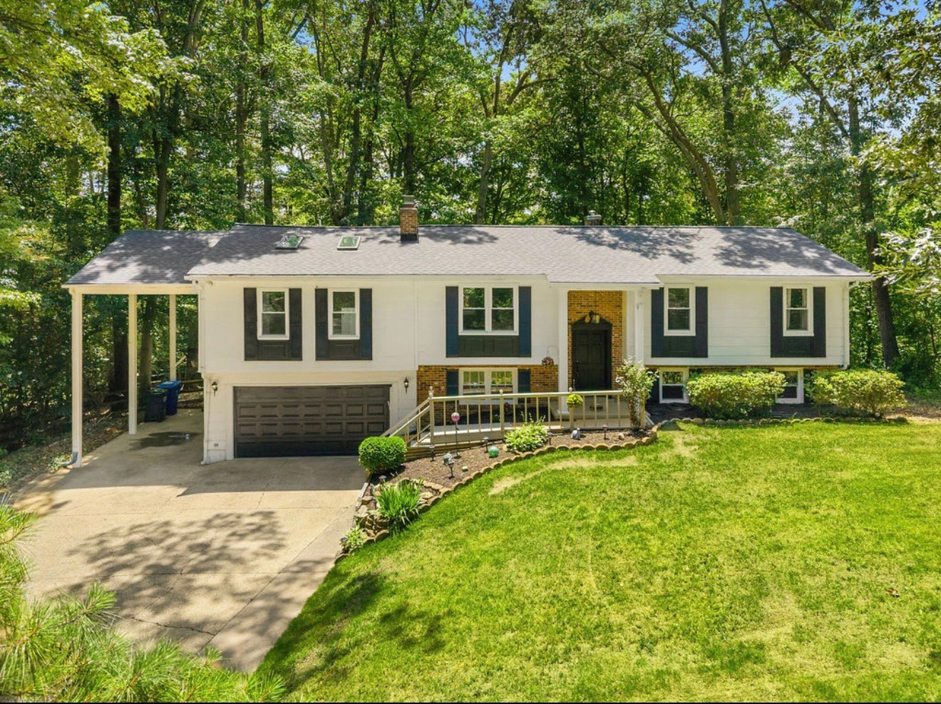 La Plata House: 6570 Tip Hill Dr
