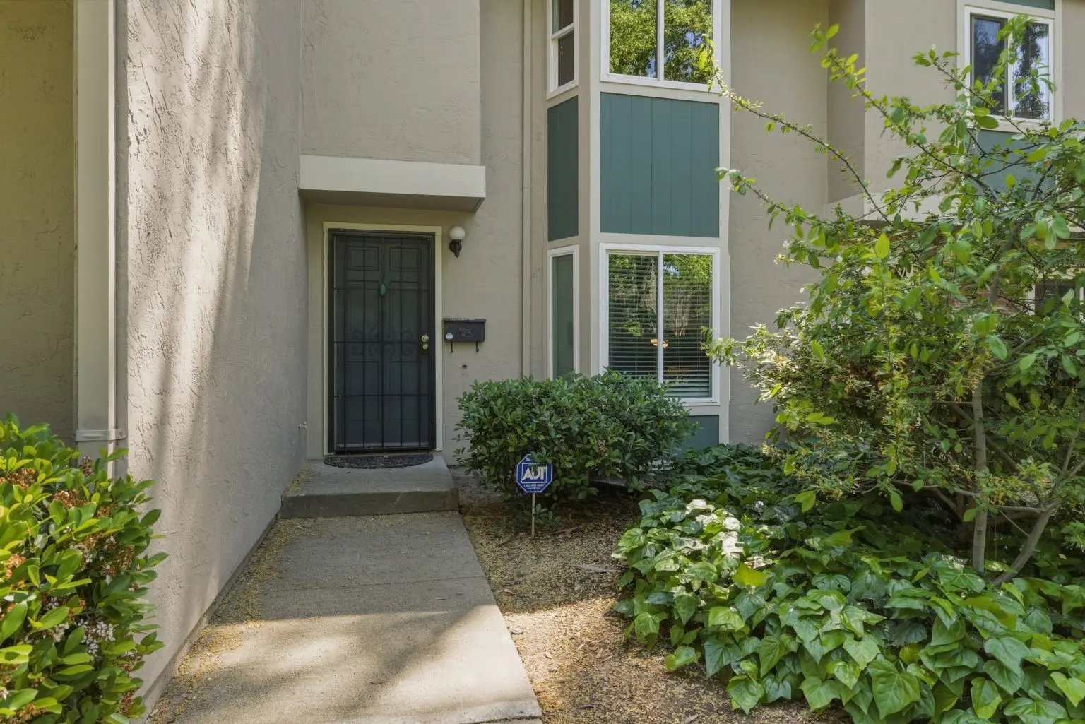 Concord Townhome: 1245 Pine Creek Way