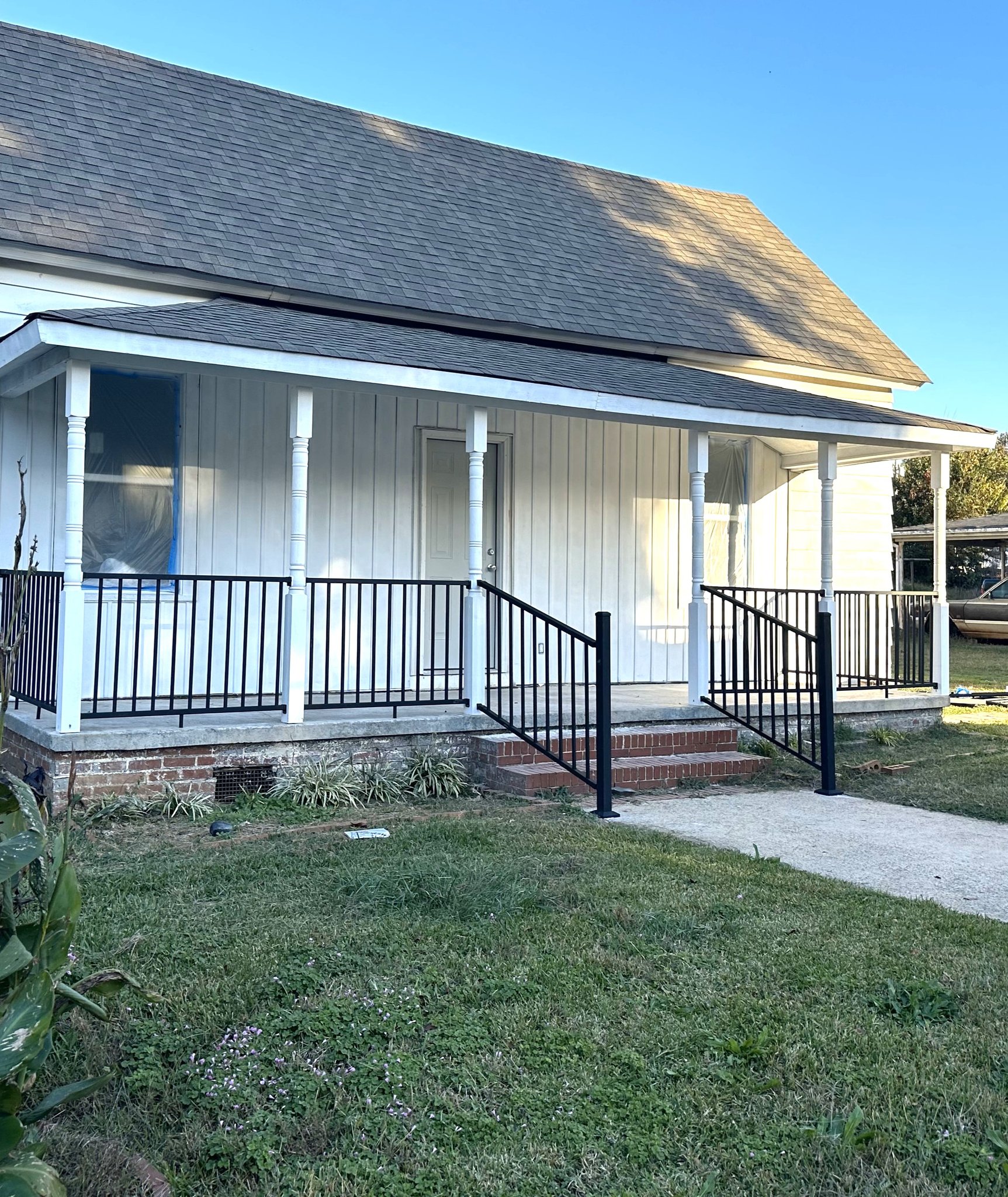 Anderson House: 15 N Hammett St