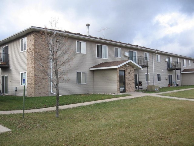 Audubon Apartment: 550 1st St