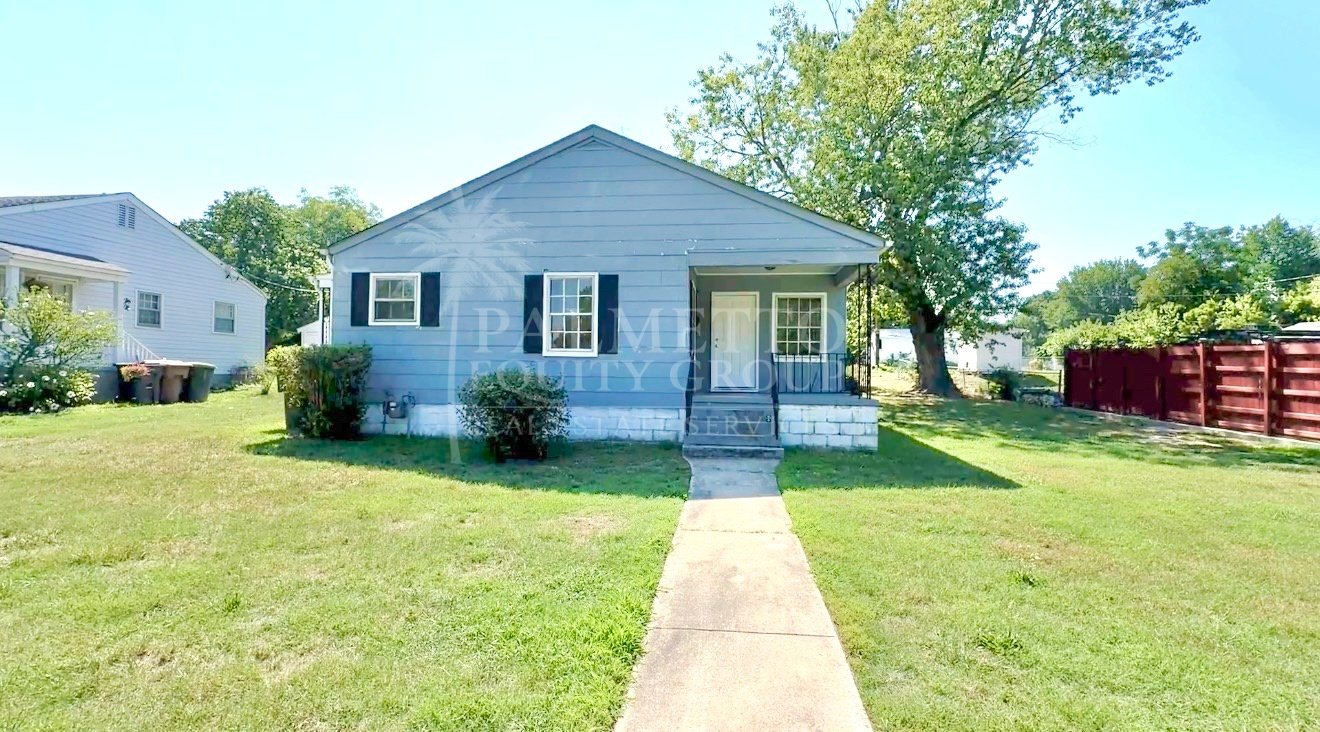 Greensboro House: 1512 Andover Ave