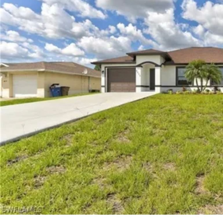 Lehigh Acres Multiplex: 4754 29th St SW