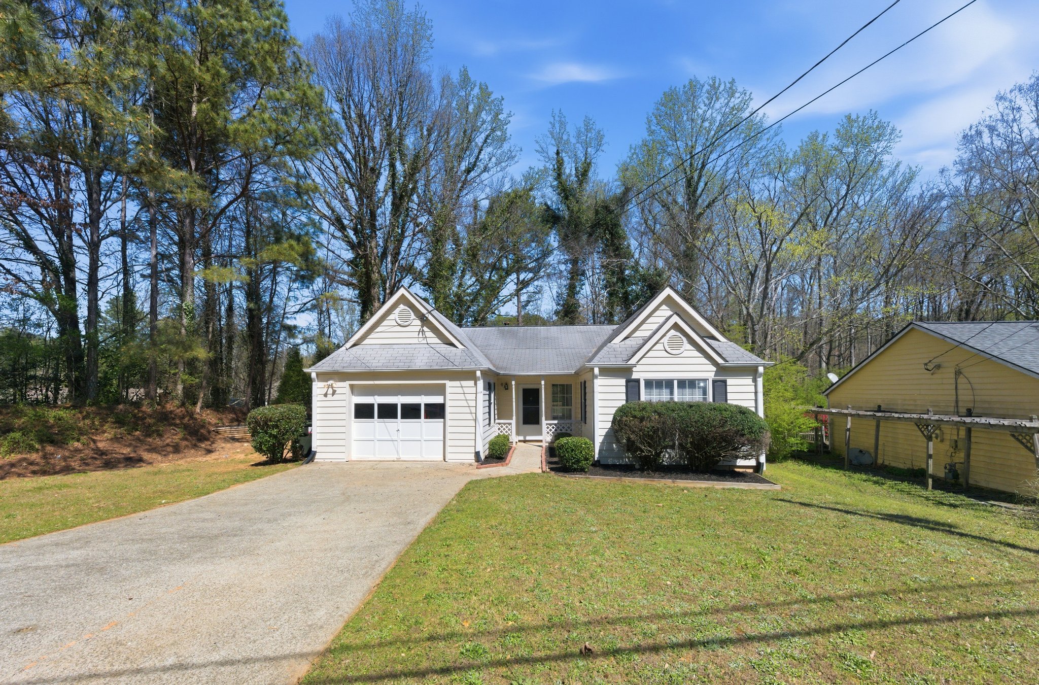 Woodstock House: 201 Colony Springs Drive