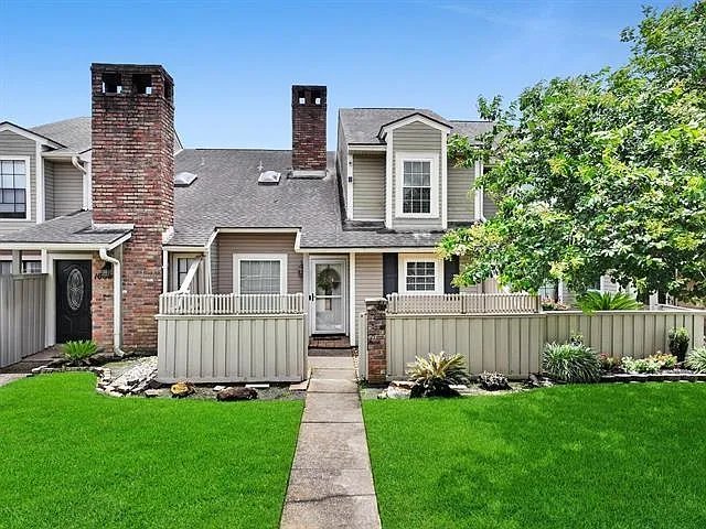 Beaumont Townhome: 1084 Sunmeadow Dr