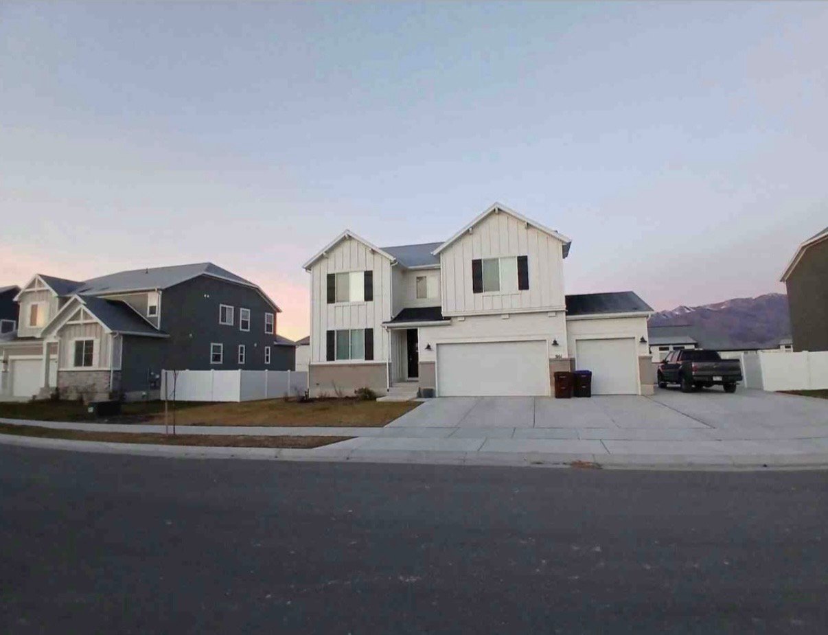 Eagle Mountain House: 5161 N Pony Rider Way