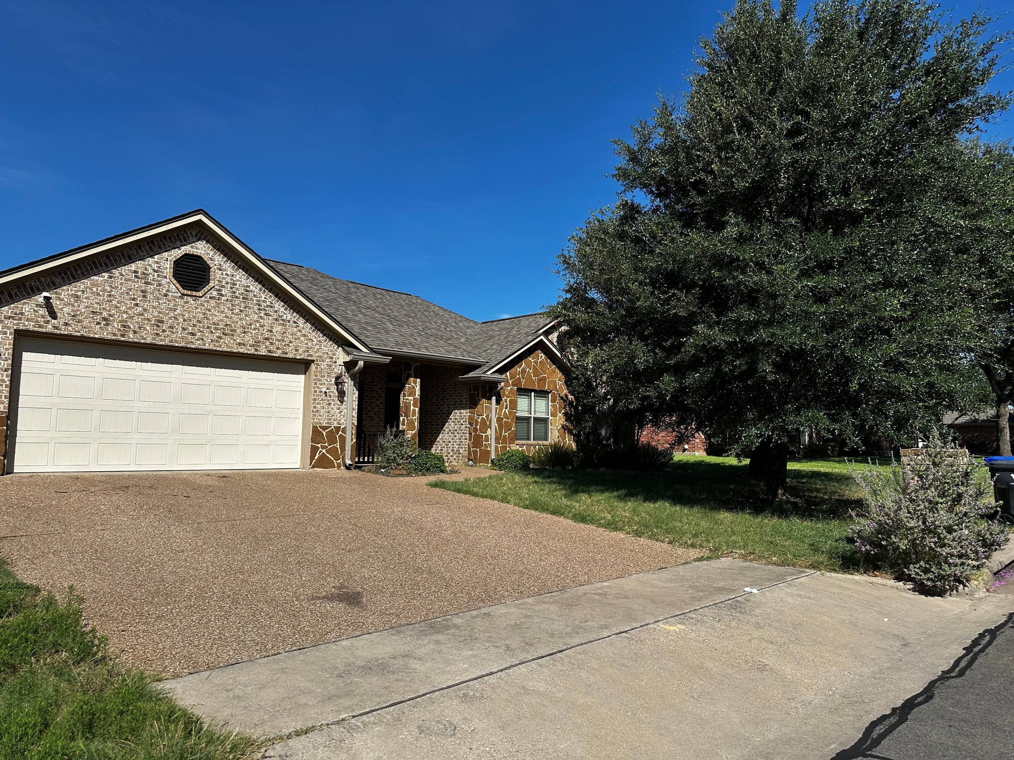 Waco House: 10412 Whitney trace