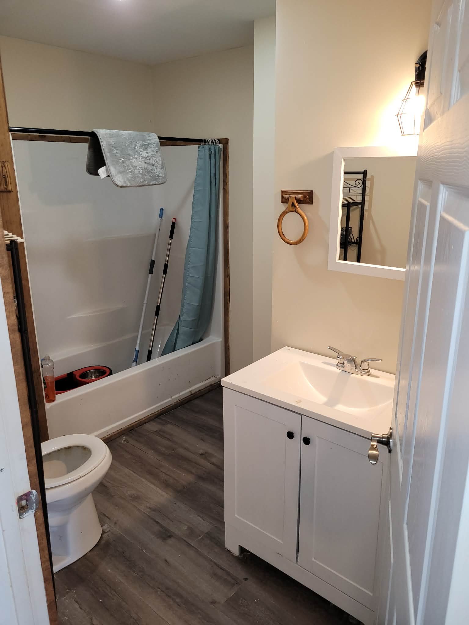 Chateaugay Apartment: 179 E Main St