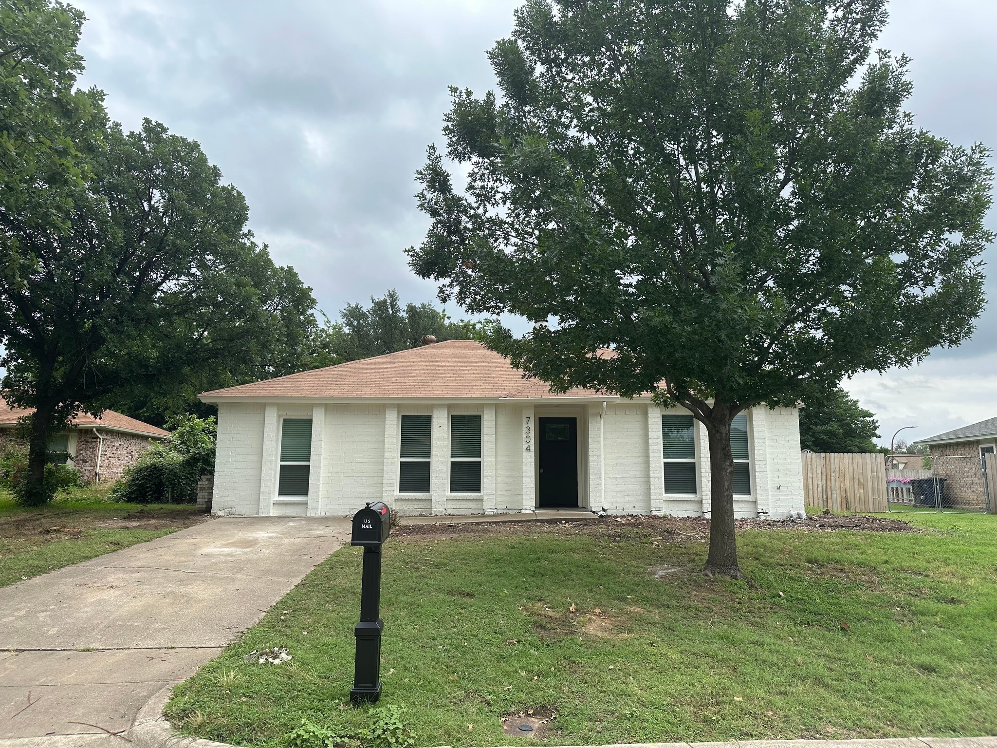 Fort Worth House: 7304 Leyland Pl