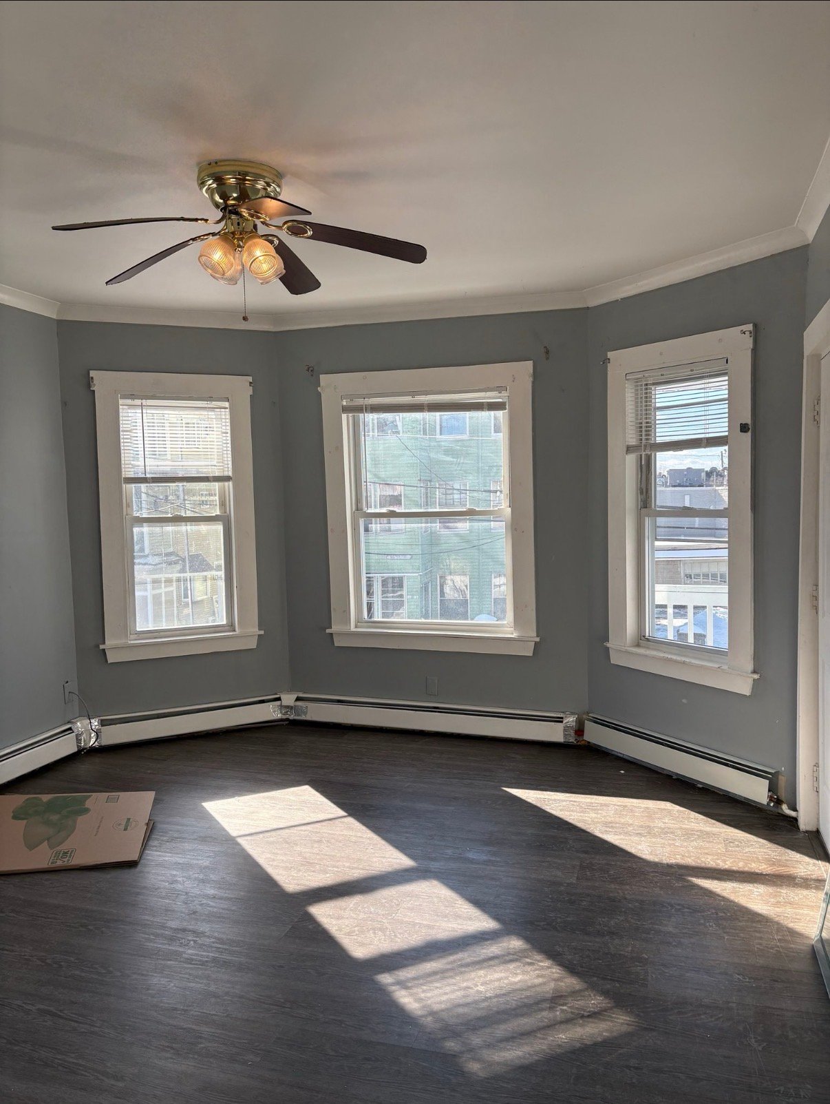Lawrence Apartment: 56 Eaton St
