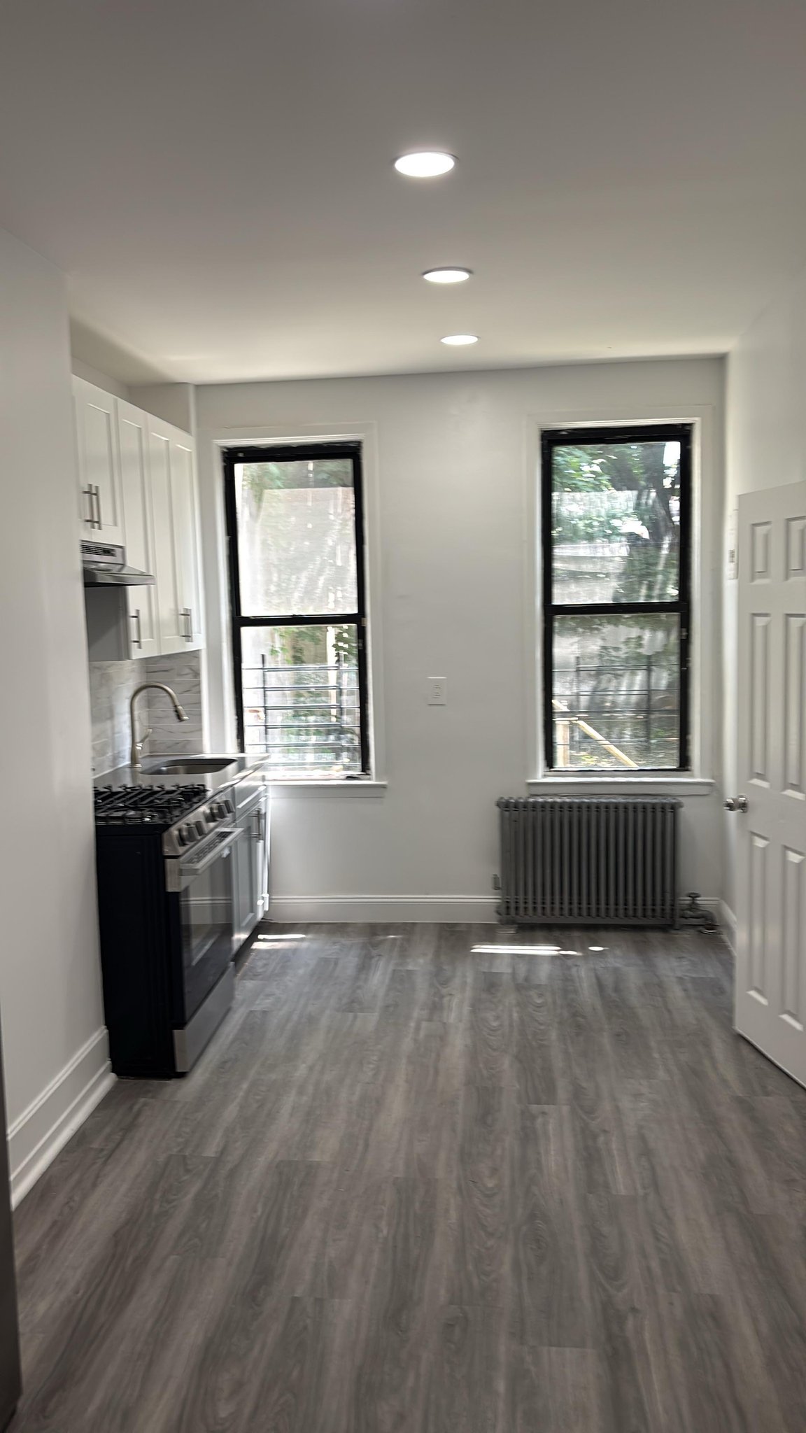 brooklyn Apartment: Apartment 8610 Atlantic ave