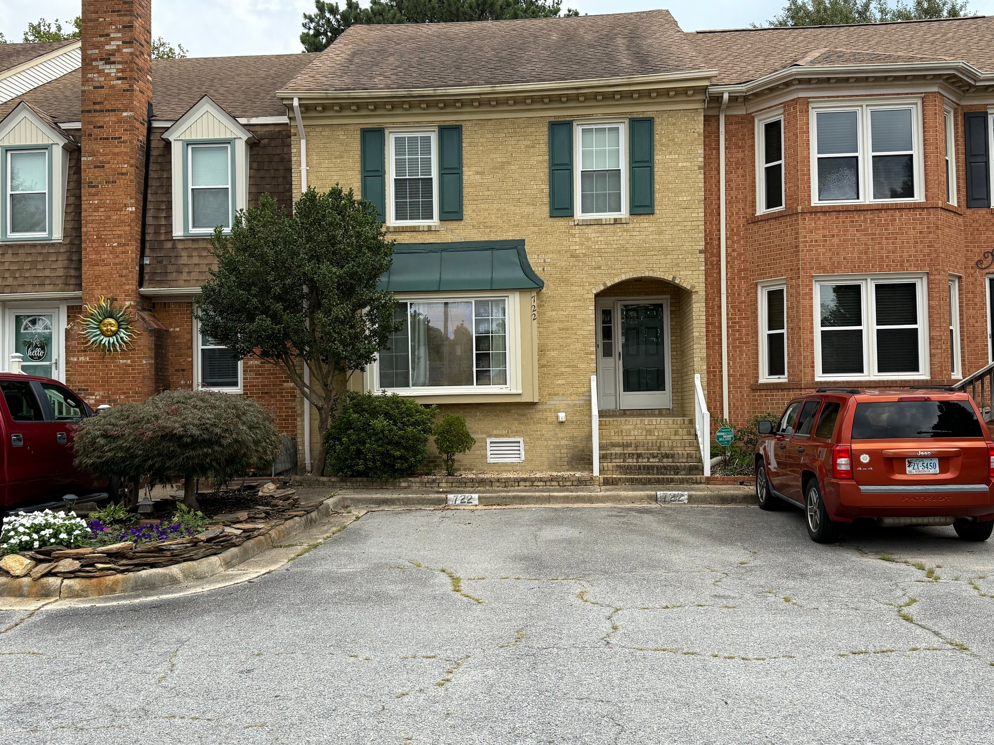 Virginia Beach Townhome: 722 Lord Dunmore Dr
