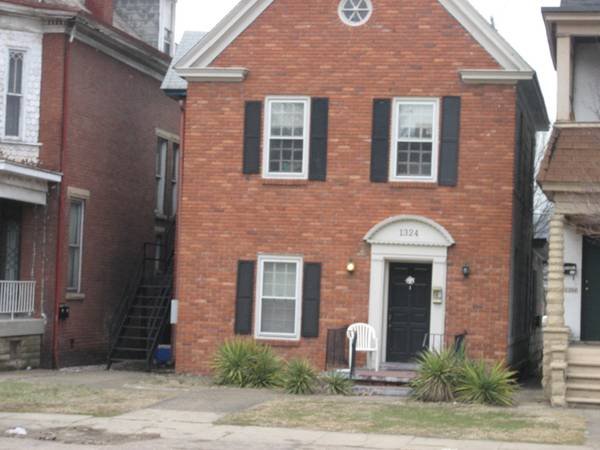 Huntington Apartment: 1324 5th Ave