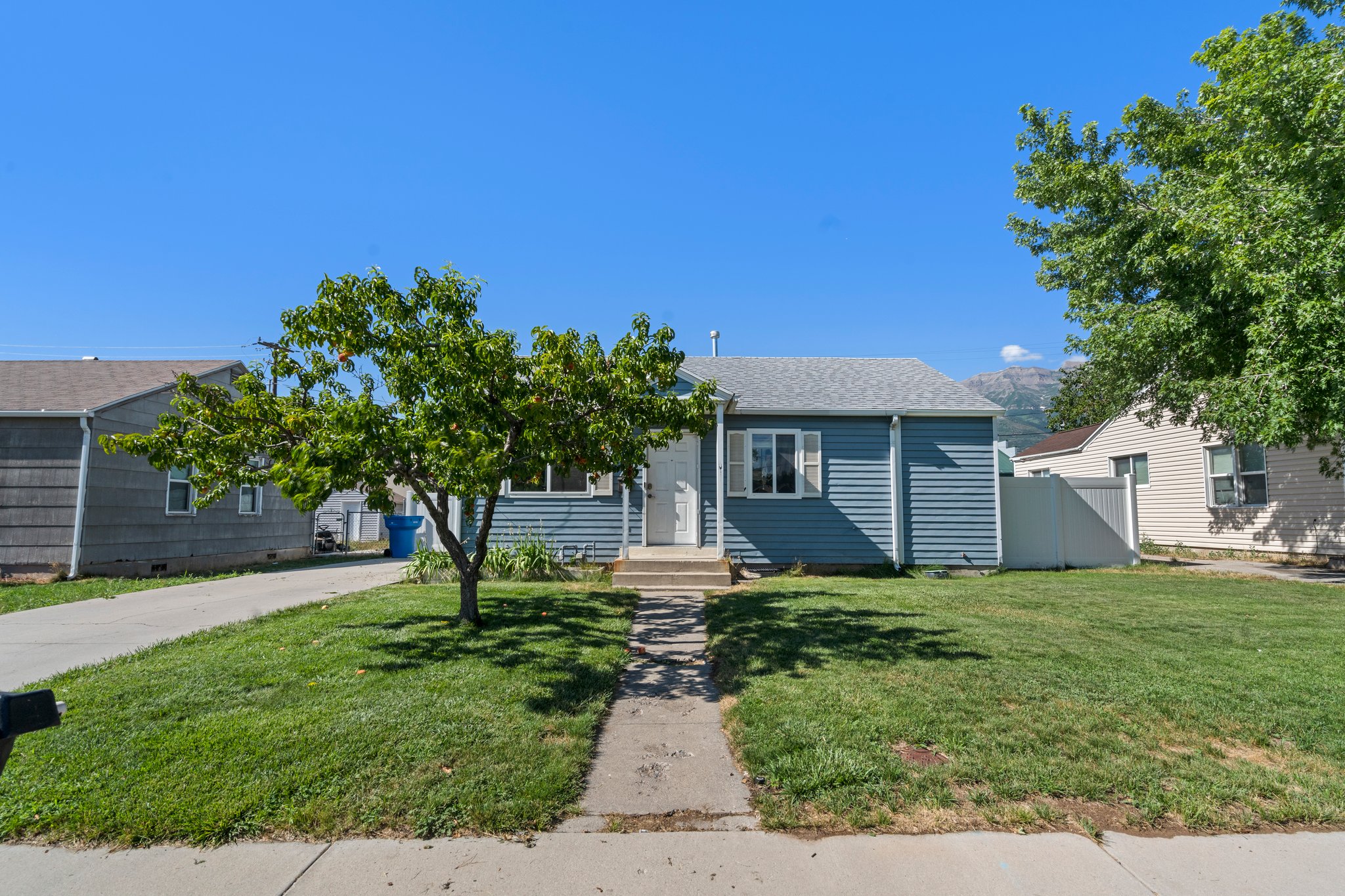 Orem House: 80 W 750 N