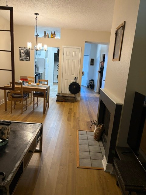 Boulder Single Room: 7410 Singing Hills Dr