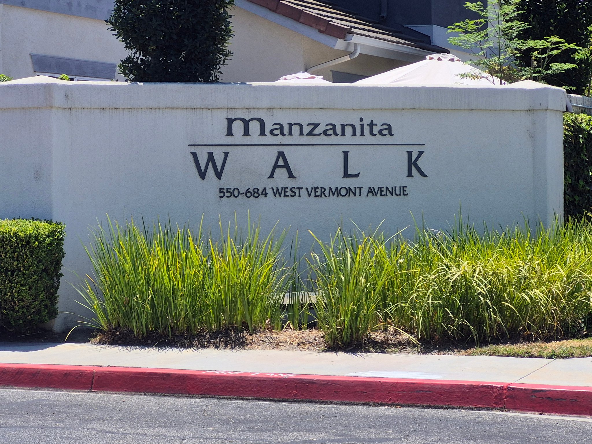 Anaheim Condo: 594 W Vermont Ave
