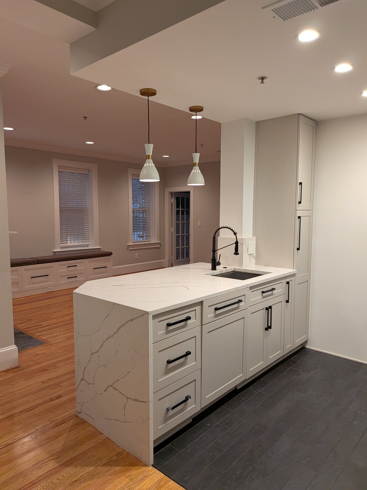 Washington Condo: 1807 California ST NW
