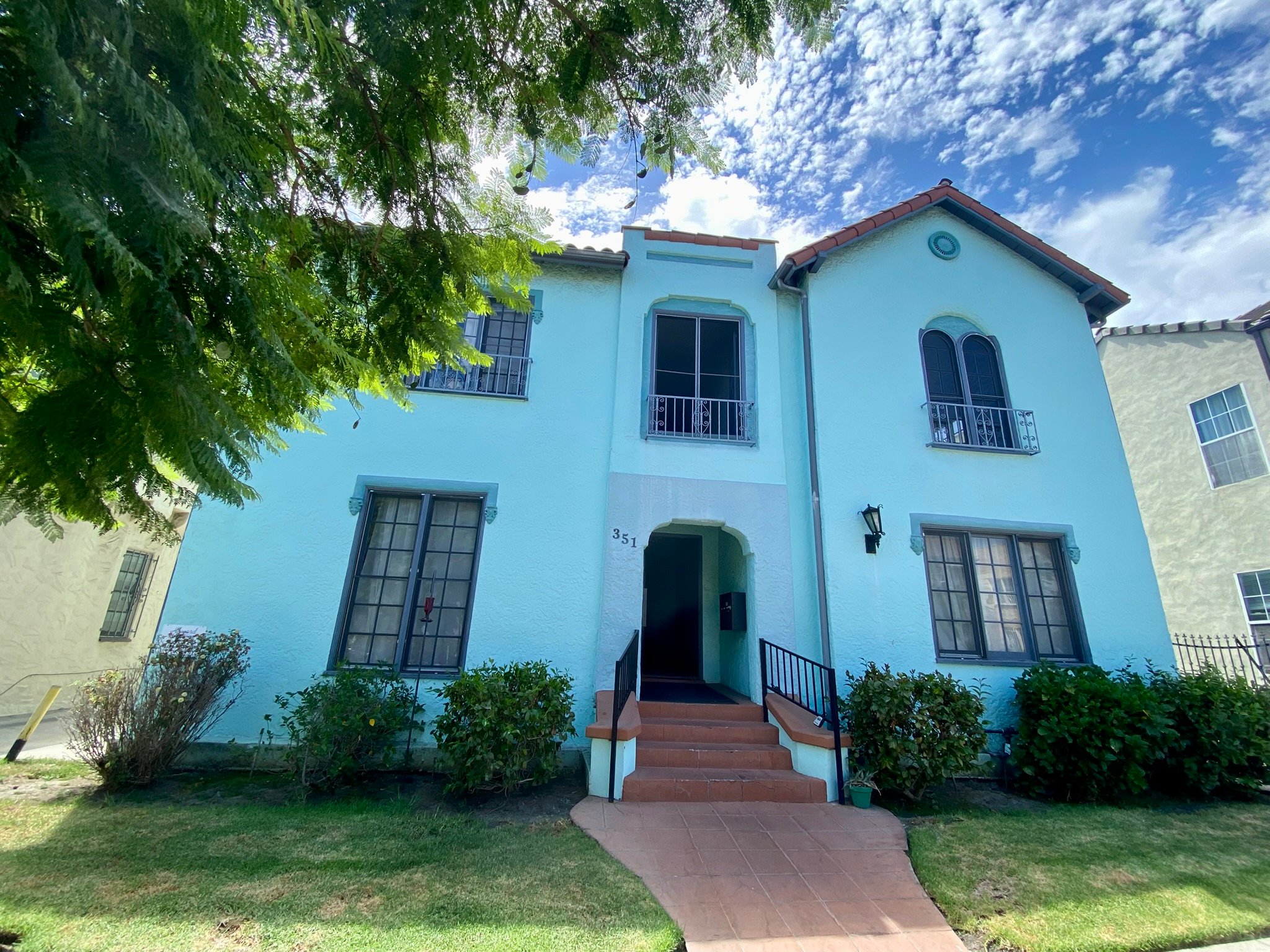 Los Angeles Apartment: 351 N. Ogden Dr.