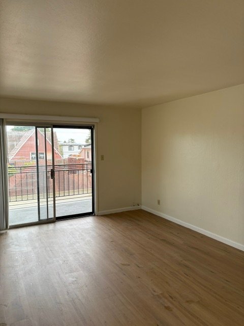 Berkeley Apartment: 2172 Blake St