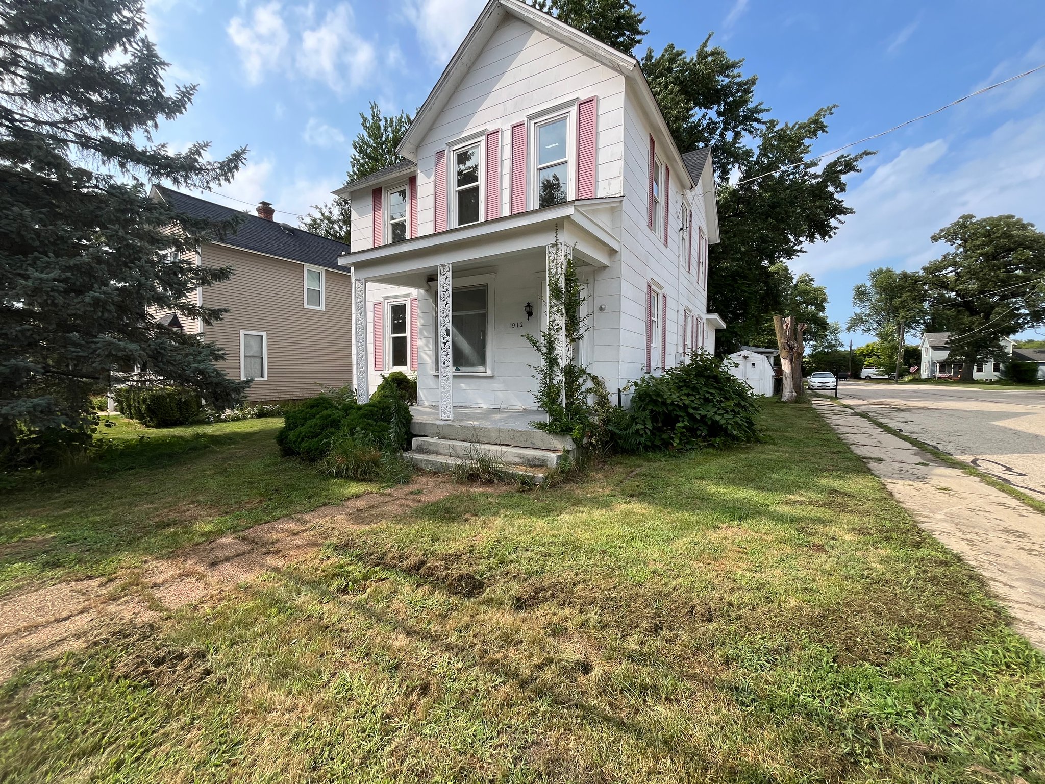 Spring Grove House: 1912 Main Street Rd