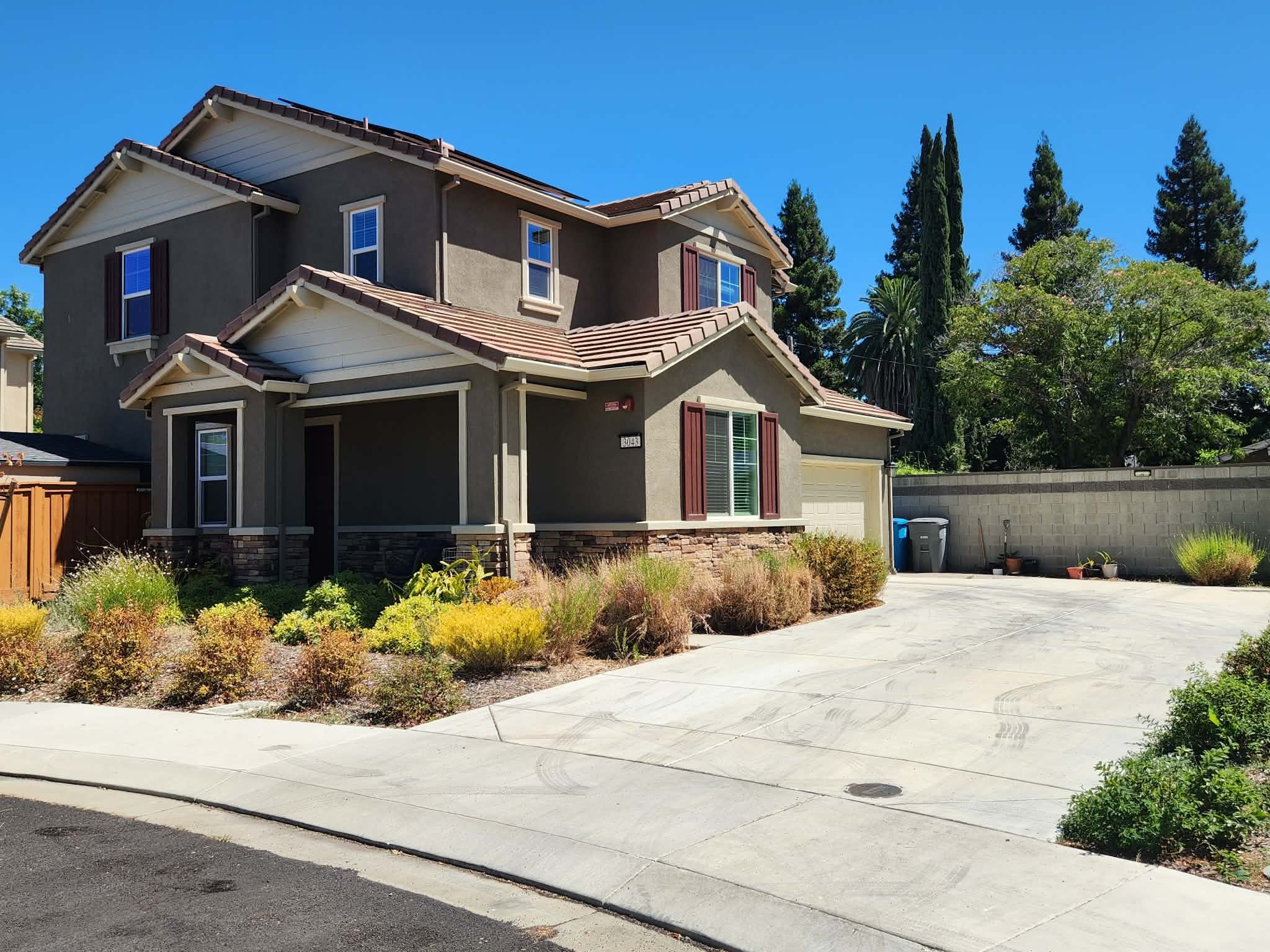Vacaville House: 3043 Vasquez Ct