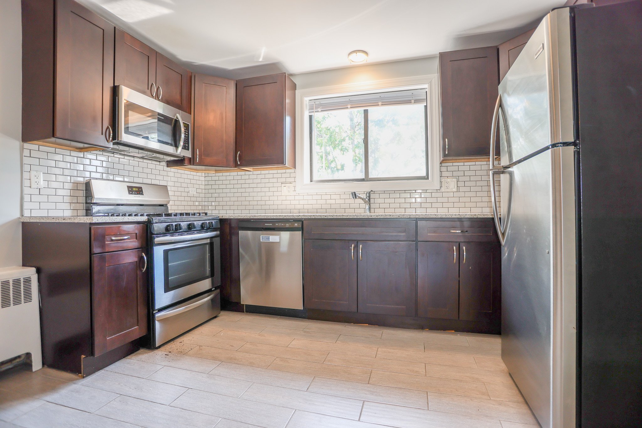Chicago Apartment: 6803 N Ridge