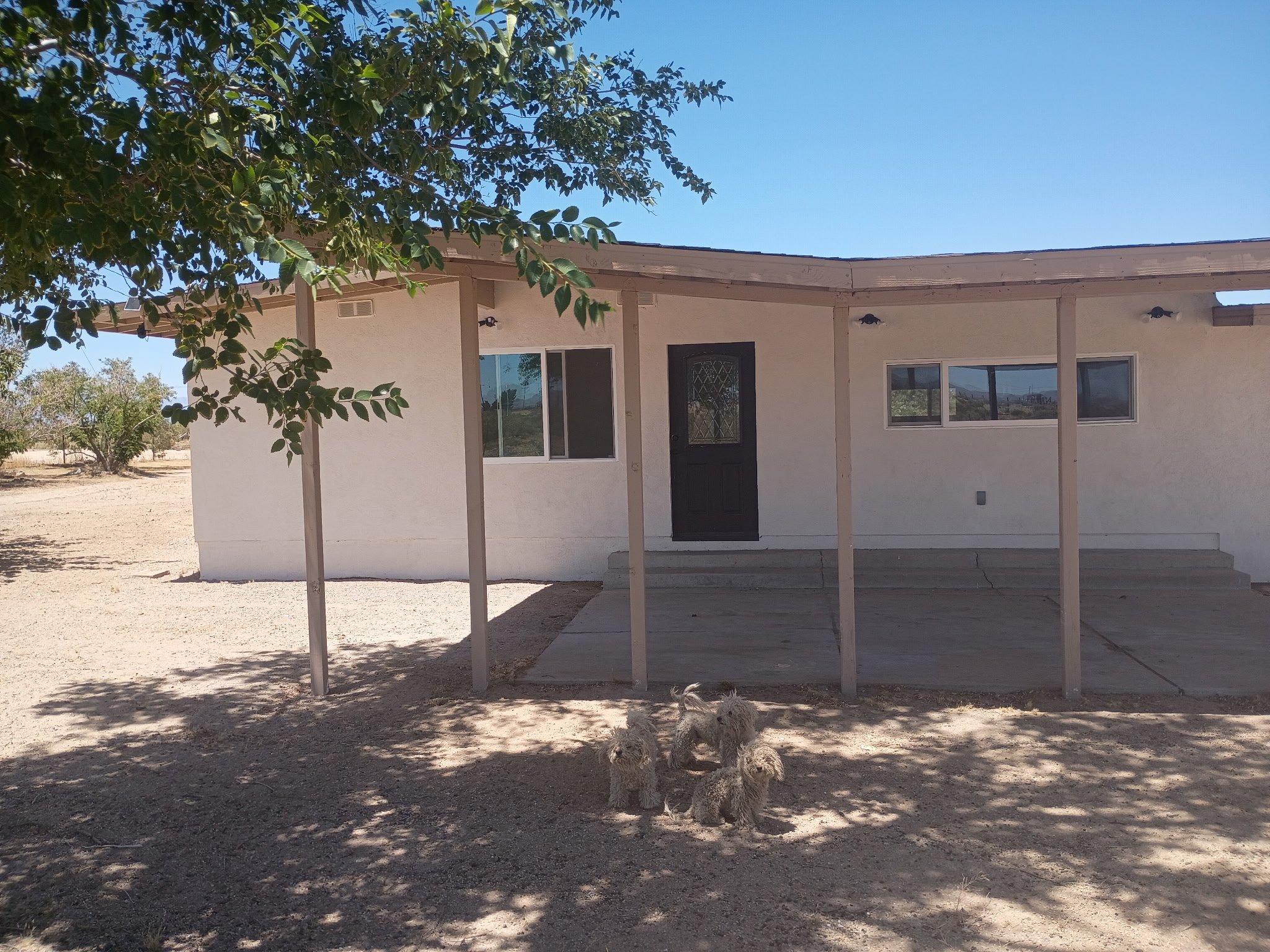 Adelanto House: 10350 Colusa Rd