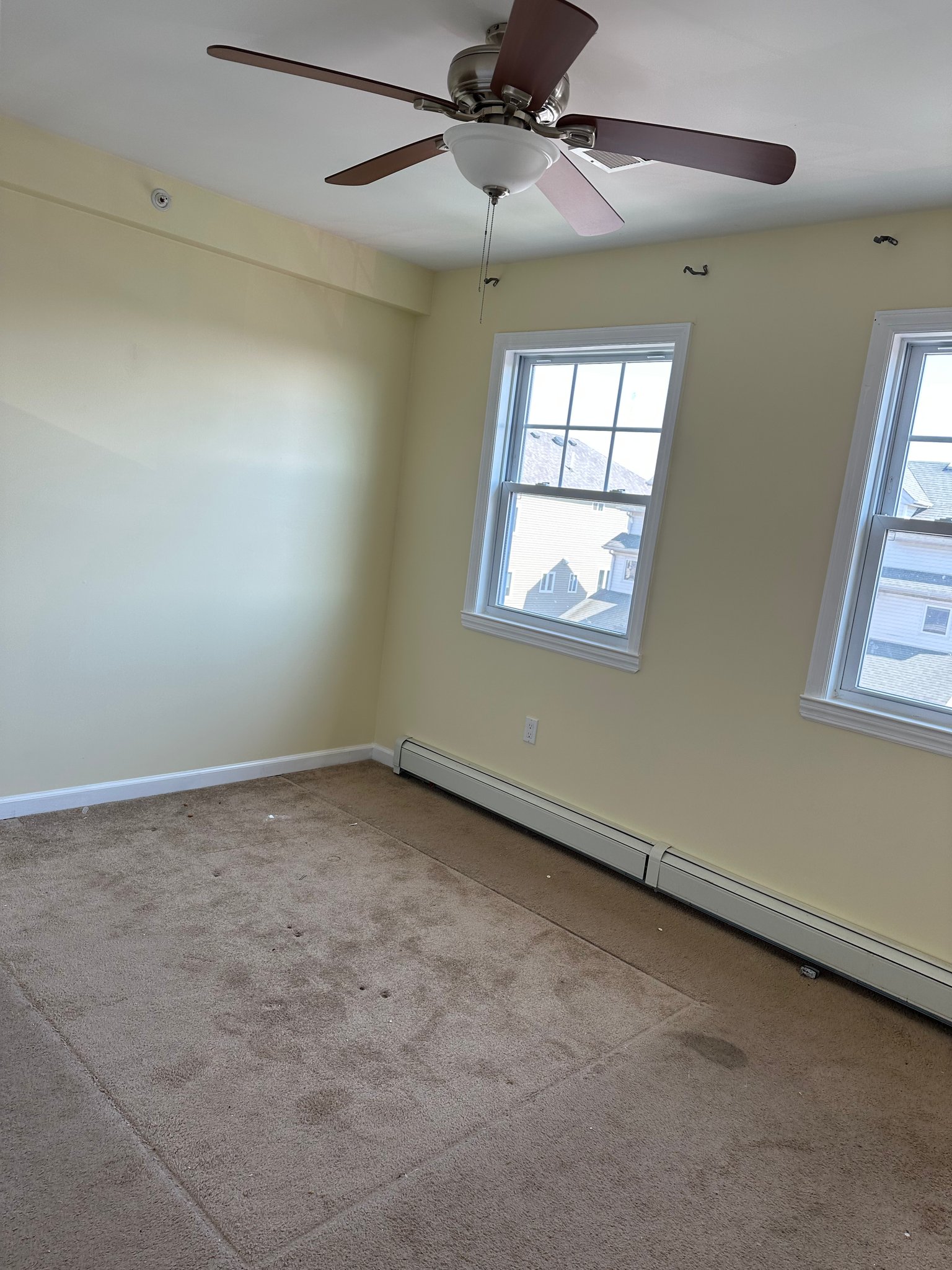 Staten Island House: 285 Adams Ave