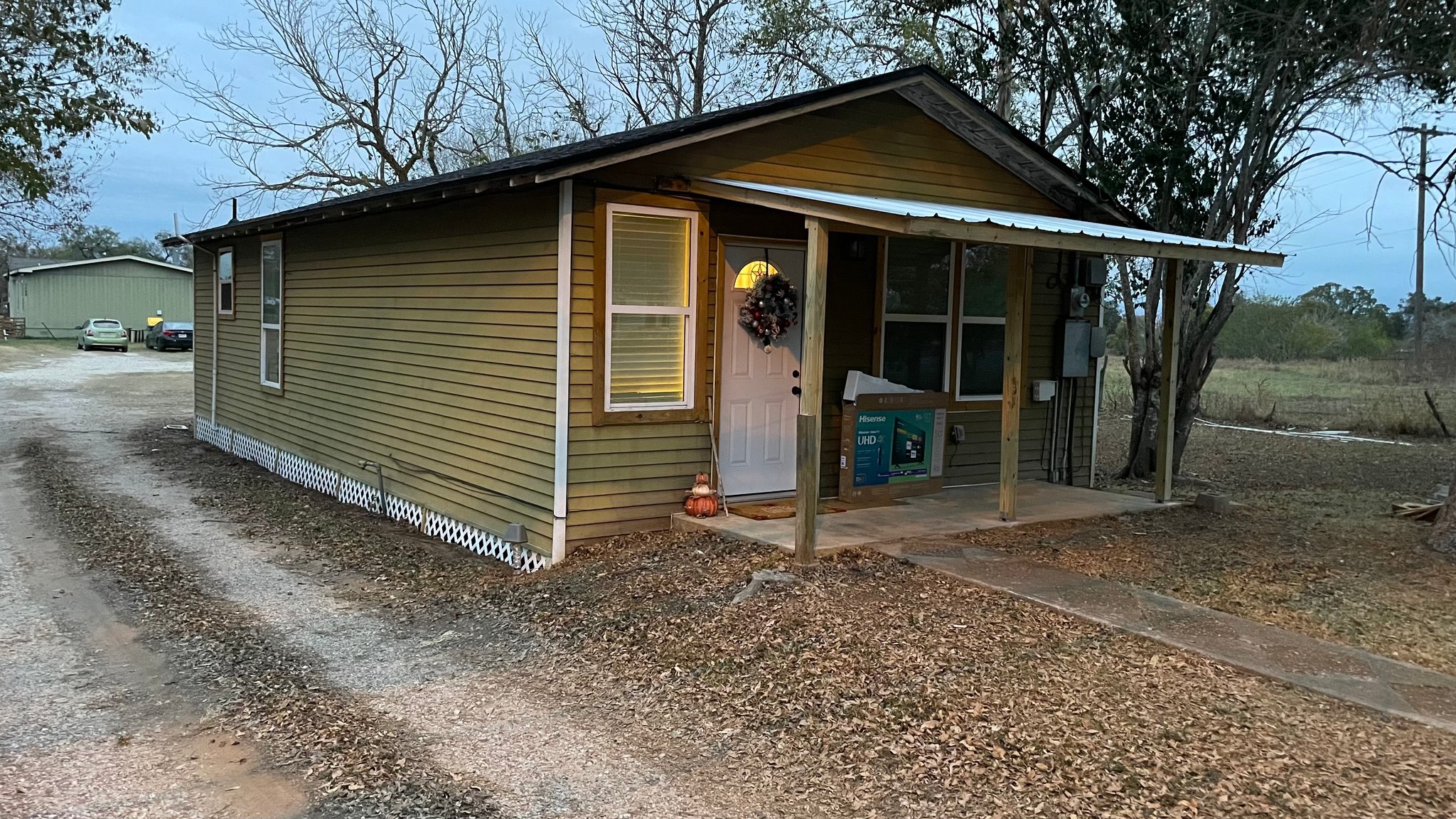 Gonzales House: 1126 Seydler St