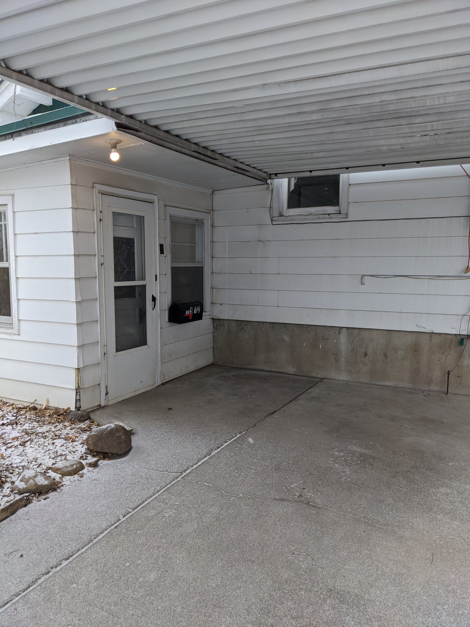 Bozeman Single Room: 109 S 8th Avenue