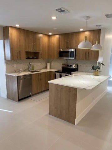 Boca Raton House: 150 MANCHESTER Street