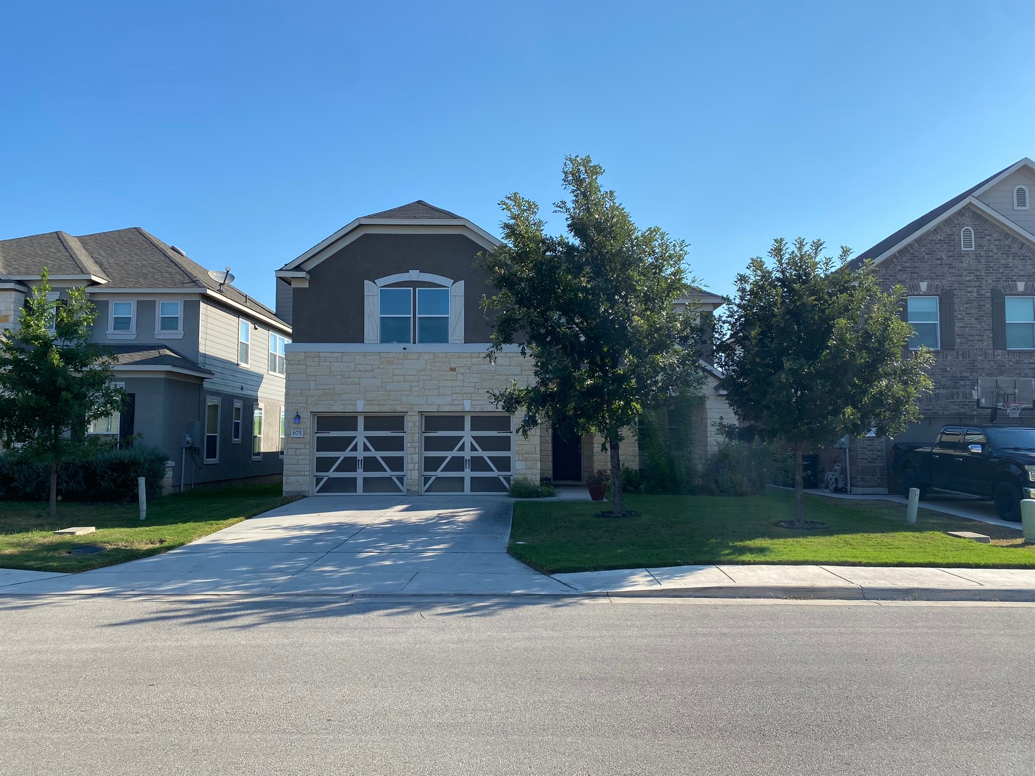 New Braunfels House: 675 Pebble Bend