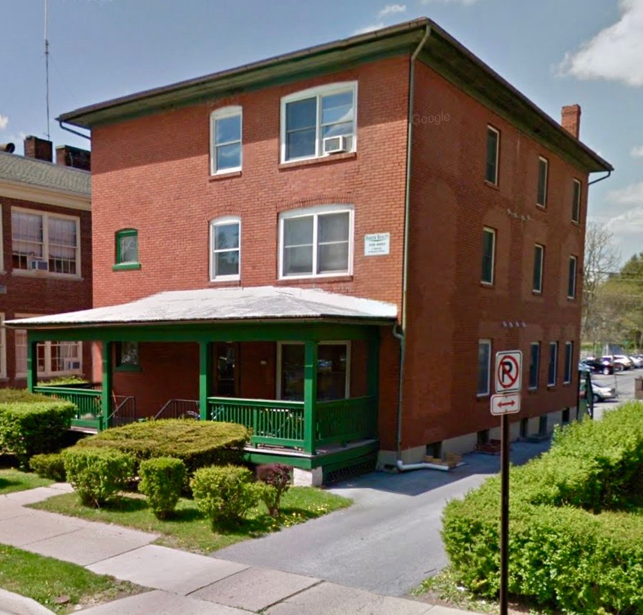 State College Apartment: 123 W Nittany Ave