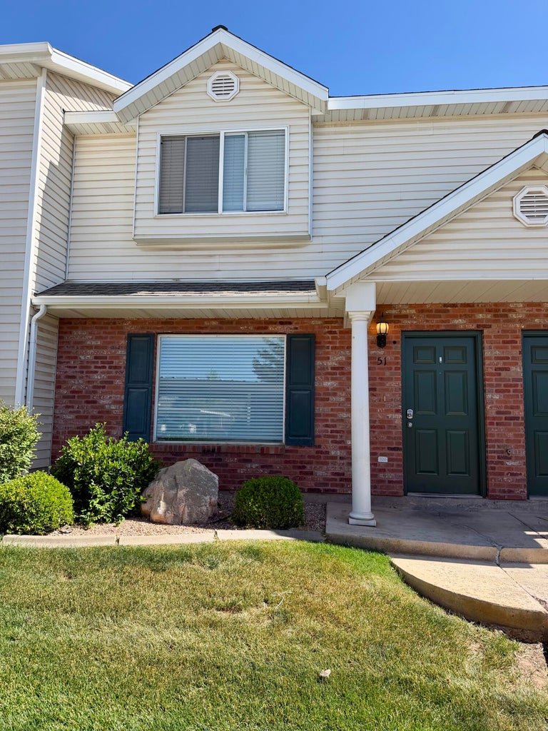 Cedar City Townhome: 1148 Northfield Rd