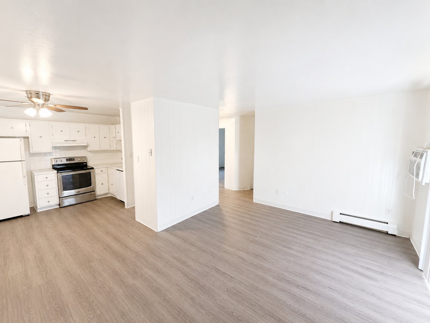 Lakewood Apartment: 1330 Zephyr St.