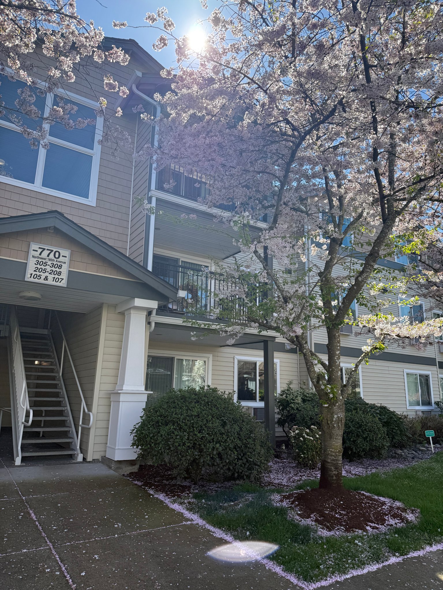 Beaverton Condo: 770 NW 185th Ave.